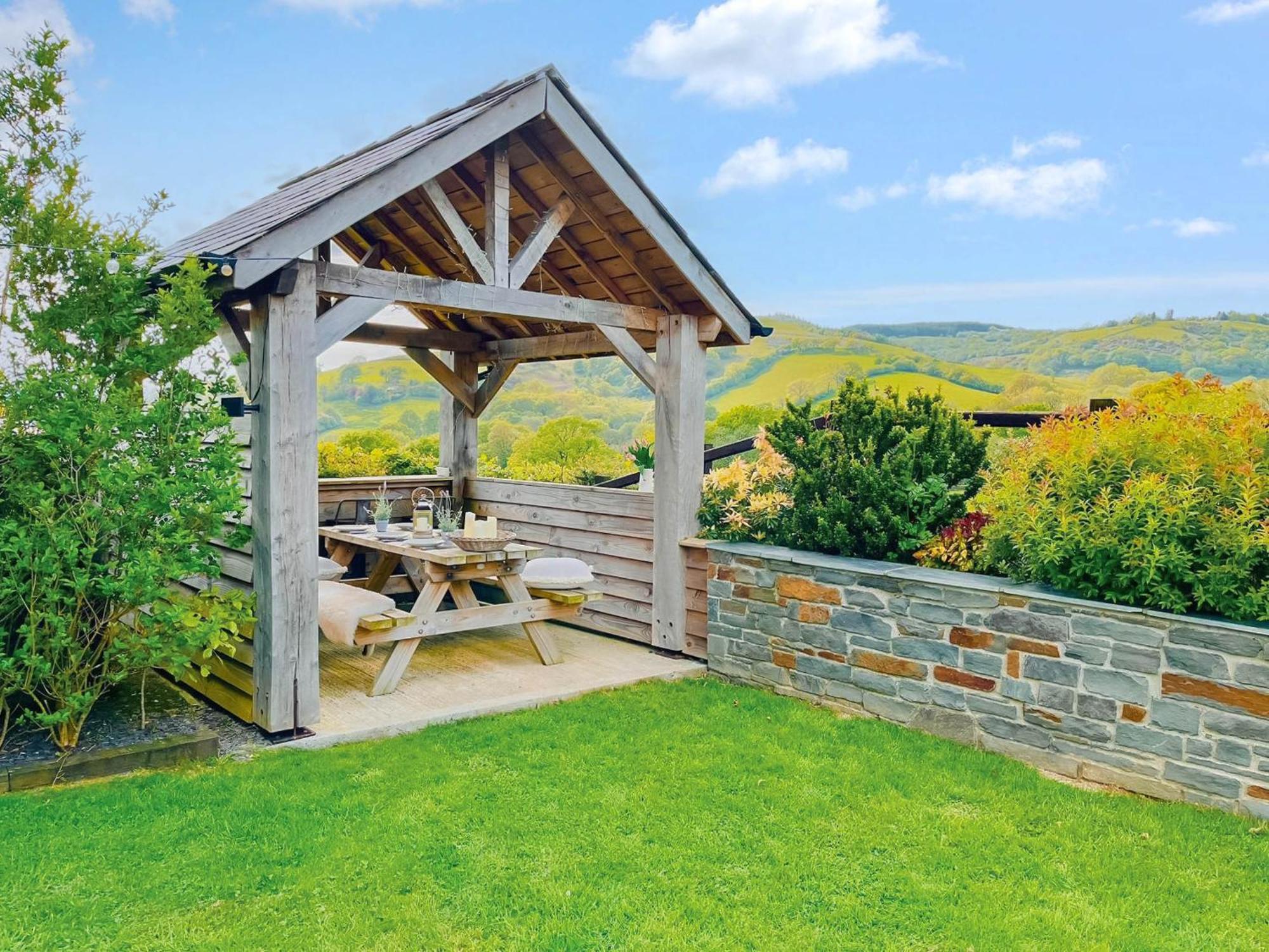 Maes Y Bryn Farmhouse Llanwrda Exterior photo